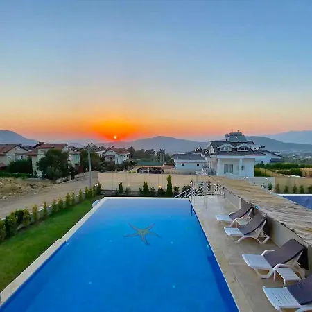 Panorama With Jacuzzi & Sauna Vilă Fethiye